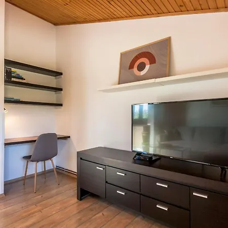 Apartment&studio Gortan In Near Pula, Istria