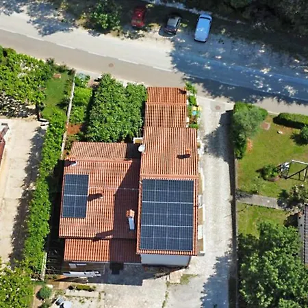 Gortan With Garden View In Marcana, Near Pula, Istria Istrien Апартаменты *