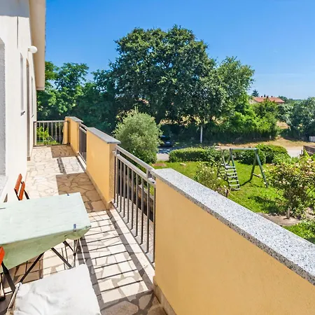 Gortan With Garden View In Marcana, Near Pula, Istria Istrien
