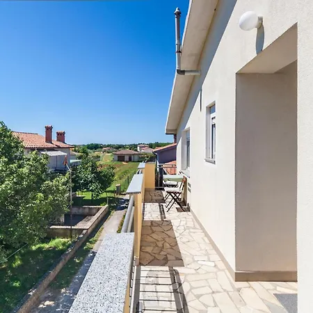 Апартаменты Gortan With Garden View In Marcana, Near Pula, Istria Istrien